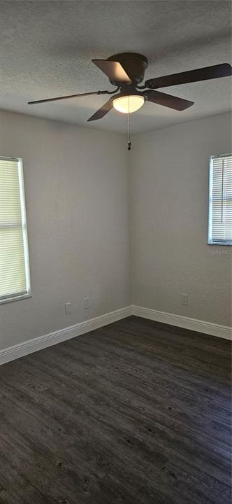 For Sale: $249,900 (4 beds, 2 baths, 1383 Square Feet)