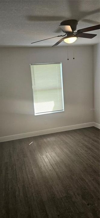 For Sale: $249,900 (4 beds, 2 baths, 1383 Square Feet)