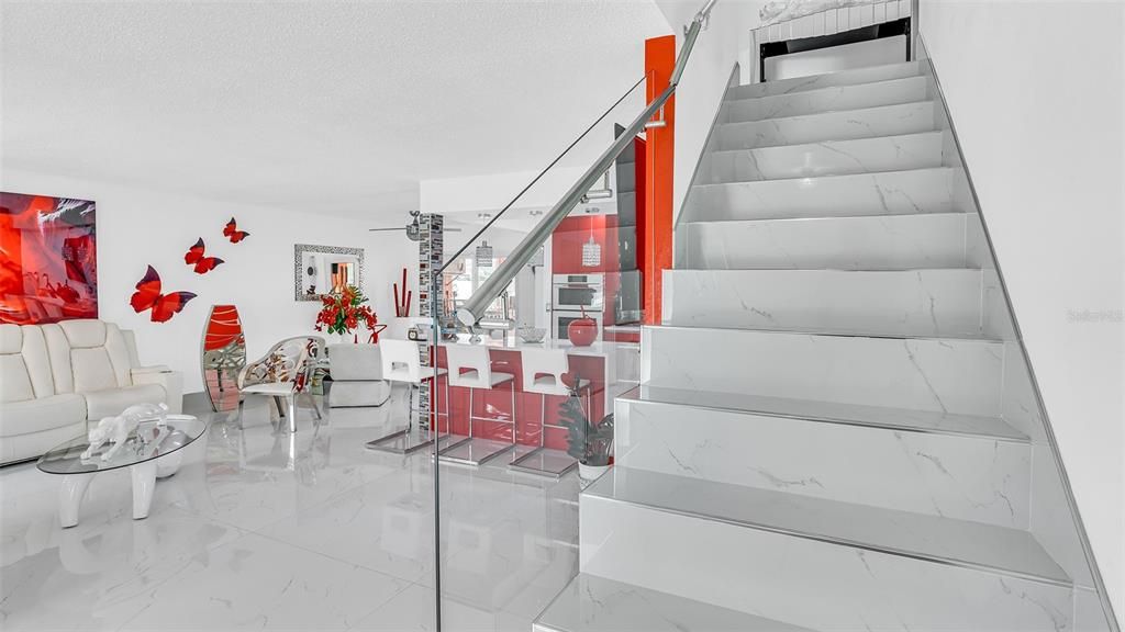 For Sale: $670,000 (5 beds, 4 baths, 2274 Square Feet)