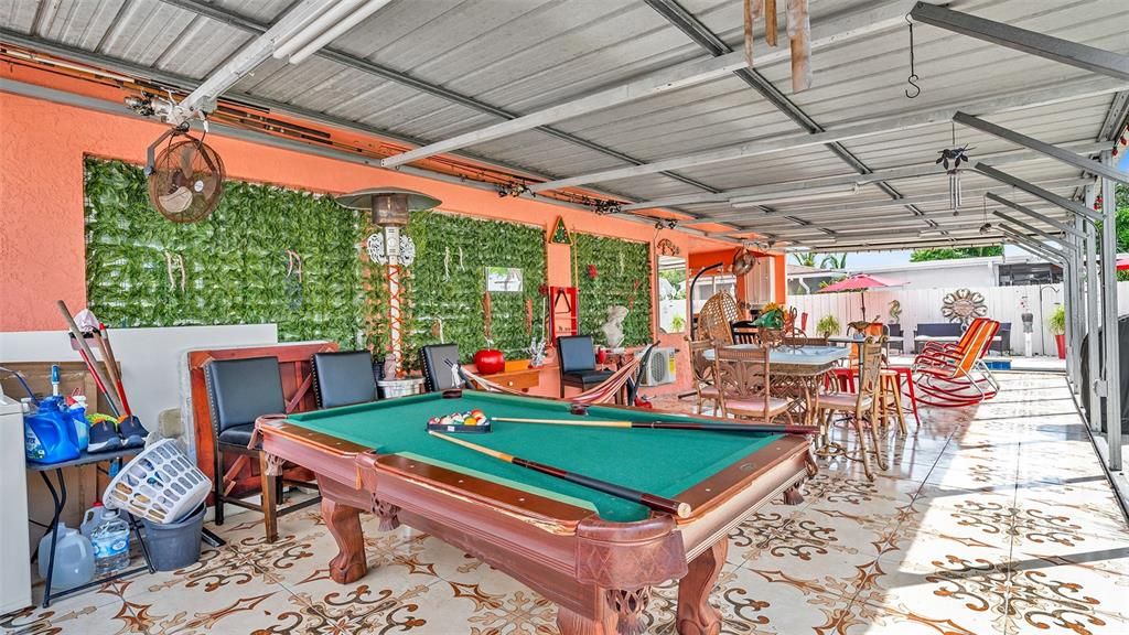 For Sale: $670,000 (5 beds, 4 baths, 2274 Square Feet)