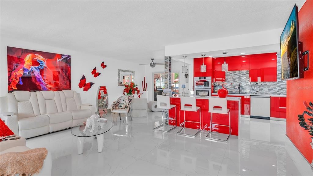 For Sale: $670,000 (5 beds, 4 baths, 2274 Square Feet)