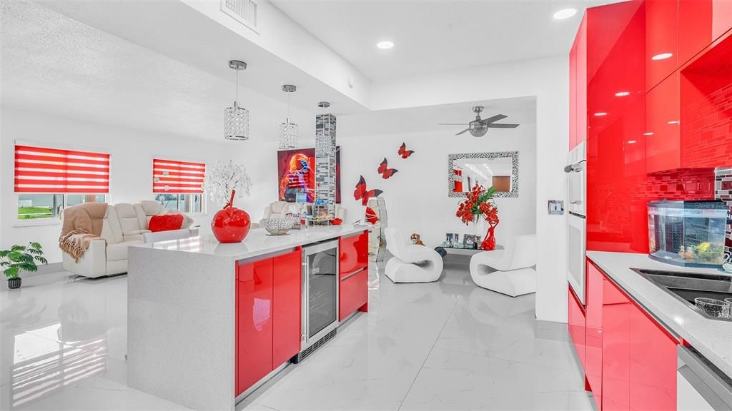For Sale: $670,000 (5 beds, 4 baths, 2274 Square Feet)