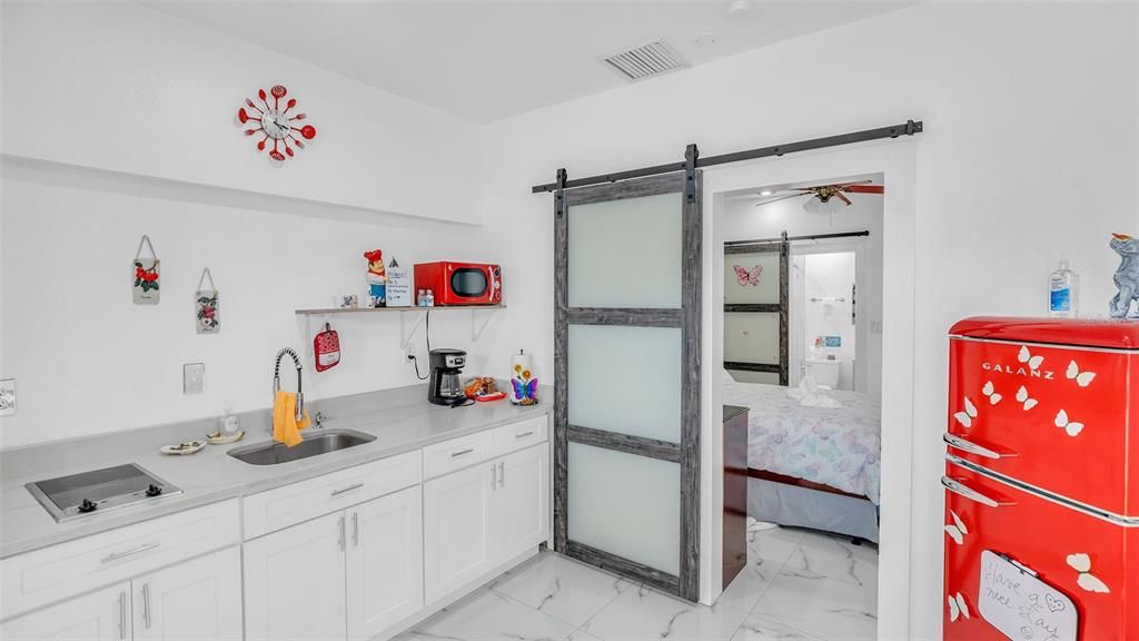 For Sale: $670,000 (5 beds, 4 baths, 2274 Square Feet)