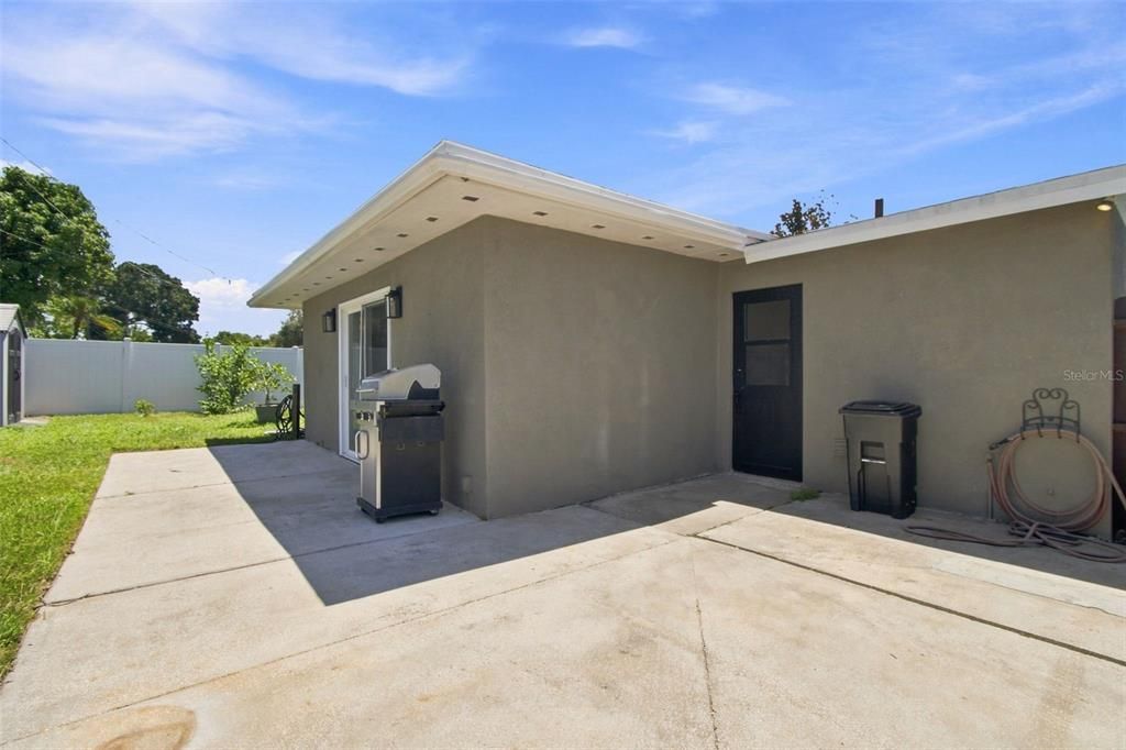 На продажу: $350,000 (3 спален, 1 ванн, 1282 Квадратных фут)