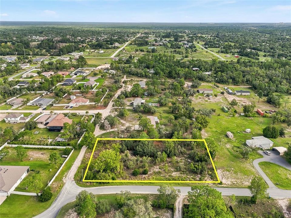 На продажу: $99,000 (1.10 acres)