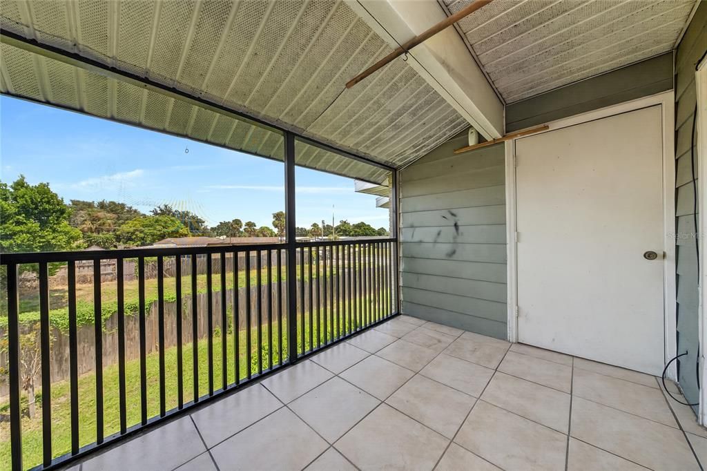 For Sale: $168,000 (3 beds, 2 baths, 893 Square Feet)