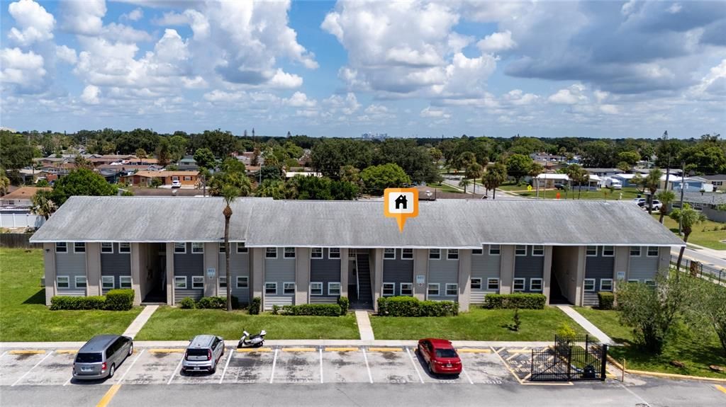For Sale: $168,000 (3 beds, 2 baths, 893 Square Feet)