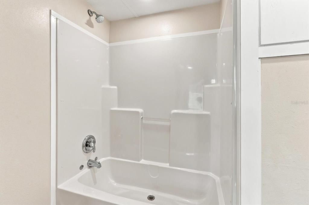 En Venta: $159,900 (3 camas, 2 baños, 1092 Pies cuadrados)