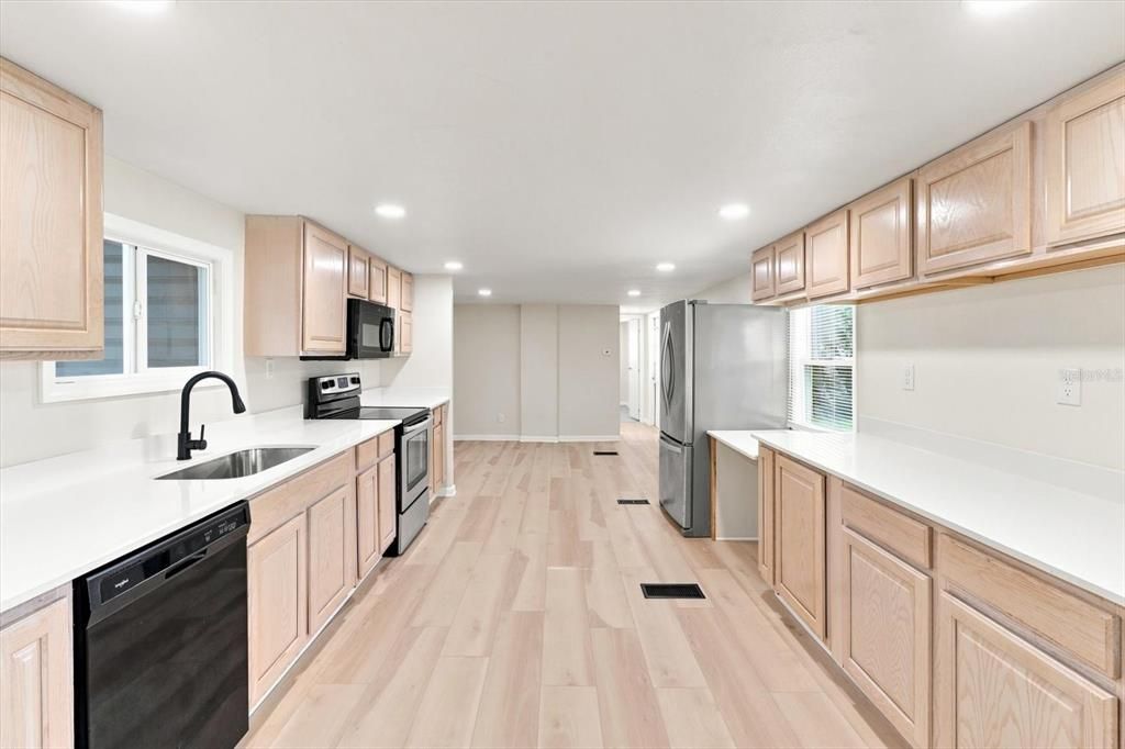 En Venta: $159,900 (3 camas, 2 baños, 1092 Pies cuadrados)
