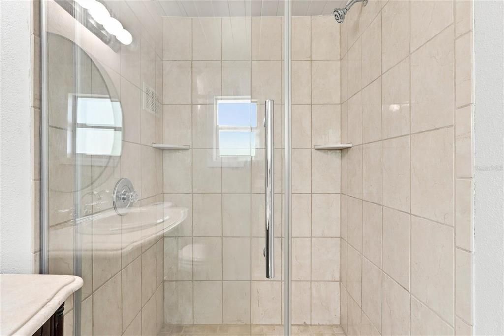 En Venta: $159,900 (3 camas, 2 baños, 1092 Pies cuadrados)