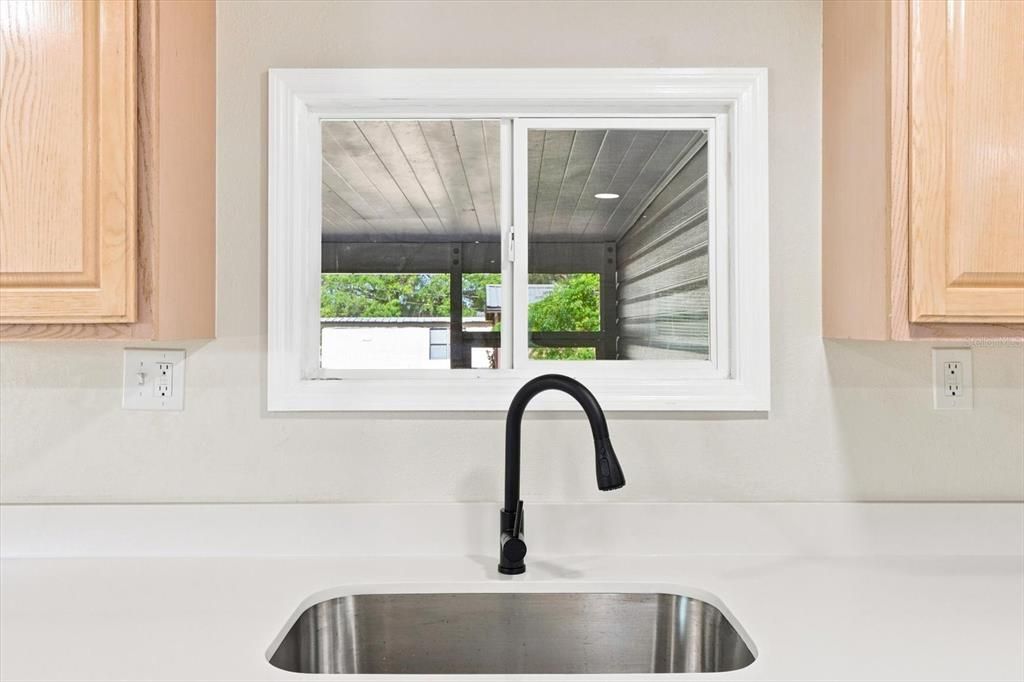 En Venta: $159,900 (3 camas, 2 baños, 1092 Pies cuadrados)