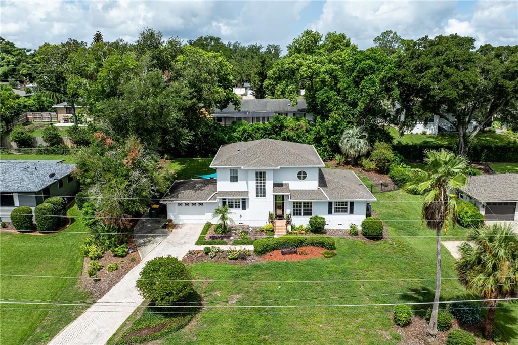 For Sale: $566,900 (3 beds, 2 baths, 1982 Square Feet)