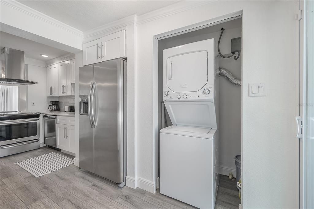 For Sale: $389,900 (3 beds, 2 baths, 1317 Square Feet)