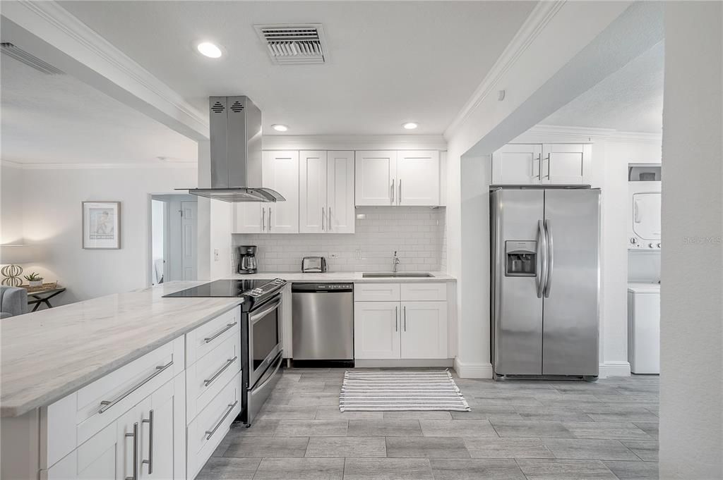For Sale: $389,900 (3 beds, 2 baths, 1317 Square Feet)