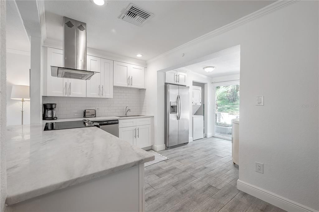 For Sale: $389,900 (3 beds, 2 baths, 1317 Square Feet)