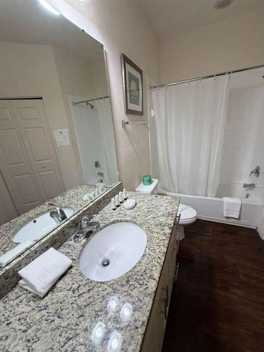 В аренду: $2,300 (4 спален, 3 ванн, 1694 Квадратных фут)