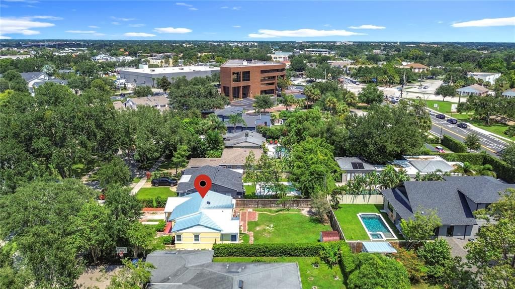 For Rent: $2,200 (2 beds, 1 baths, 1027 Square Feet)