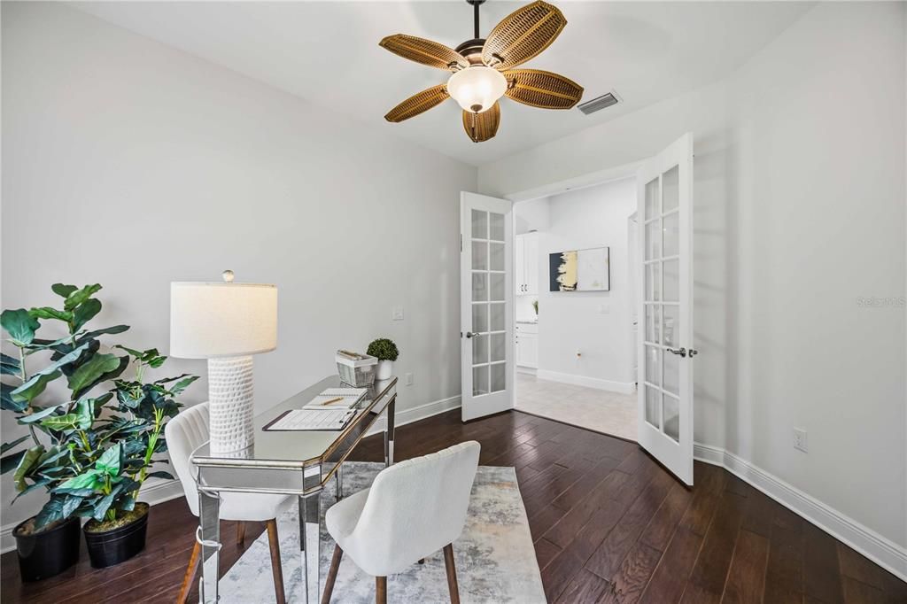 For Sale: $815,000 (3 beds, 3 baths, 2194 Square Feet)