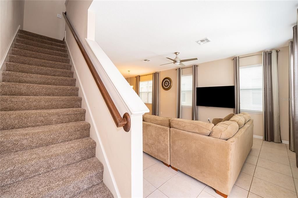 En Venta: $410,000 (3 camas, 2 baños, 1526 Pies cuadrados)