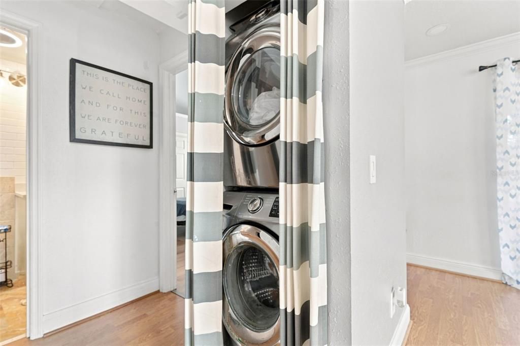 В аренду: $1,700 (2 спален, 2 ванн, 998 Квадратных фут)
