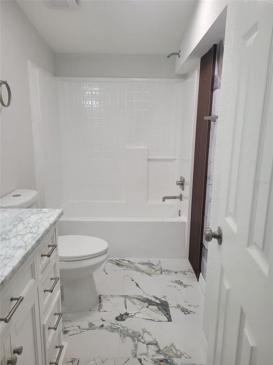 En Venta: $320,000 (4 camas, 2 baños, 2280 Pies cuadrados)