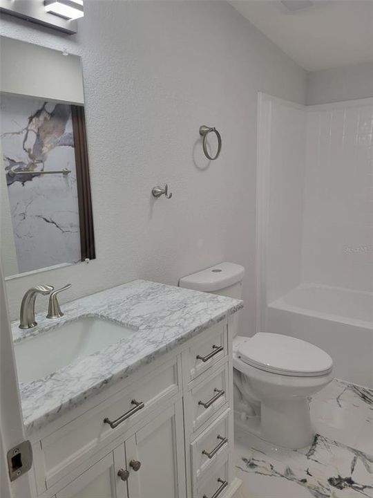 En Venta: $320,000 (4 camas, 2 baños, 2280 Pies cuadrados)