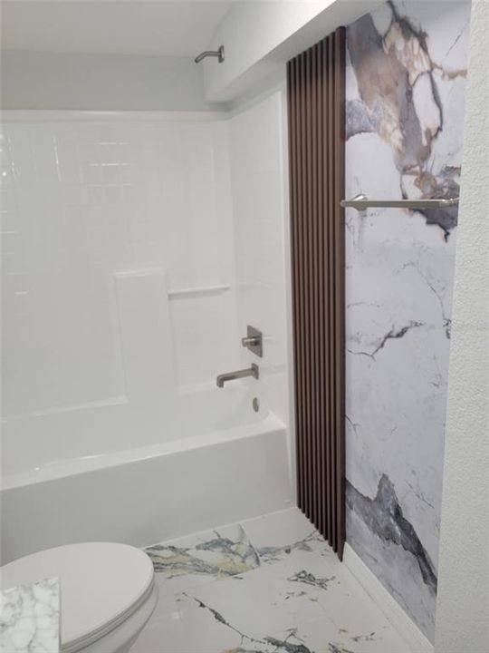 En Venta: $320,000 (4 camas, 2 baños, 2280 Pies cuadrados)