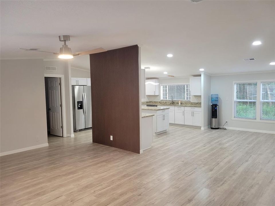 En Venta: $320,000 (4 camas, 2 baños, 2280 Pies cuadrados)