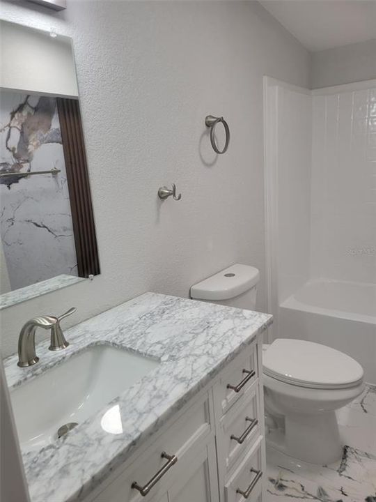 En Venta: $320,000 (4 camas, 2 baños, 2280 Pies cuadrados)