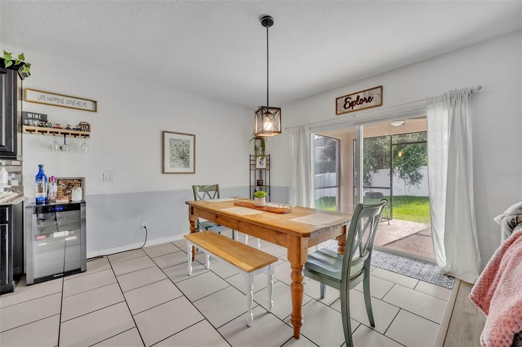 En Venta: $499,000 (4 camas, 2 baños, 3298 Pies cuadrados)