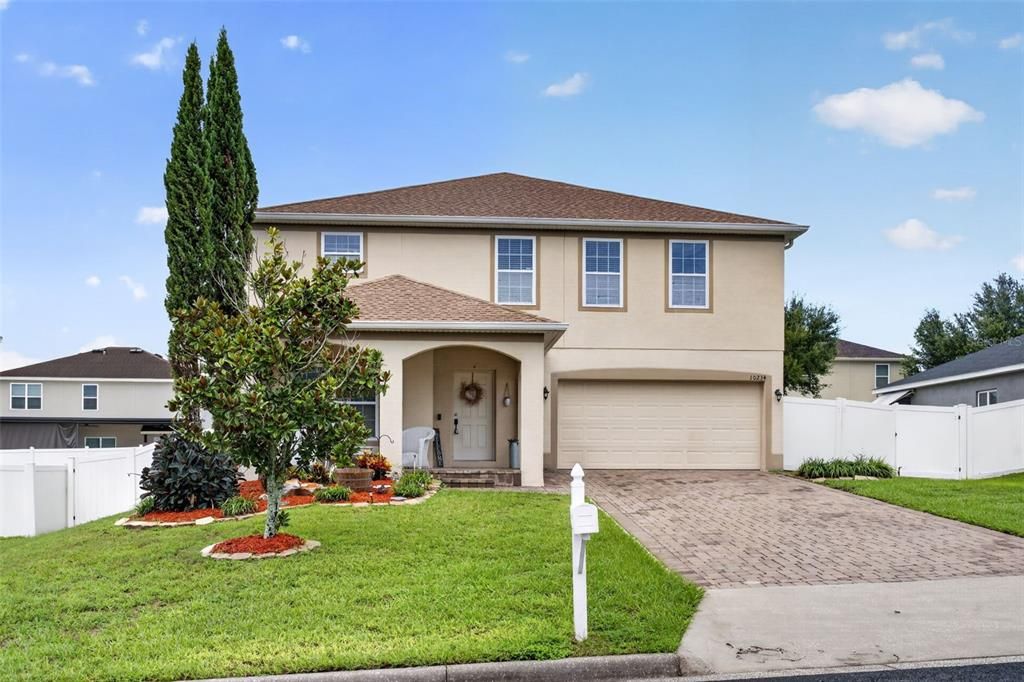 En Venta: $499,000 (4 camas, 2 baños, 3298 Pies cuadrados)