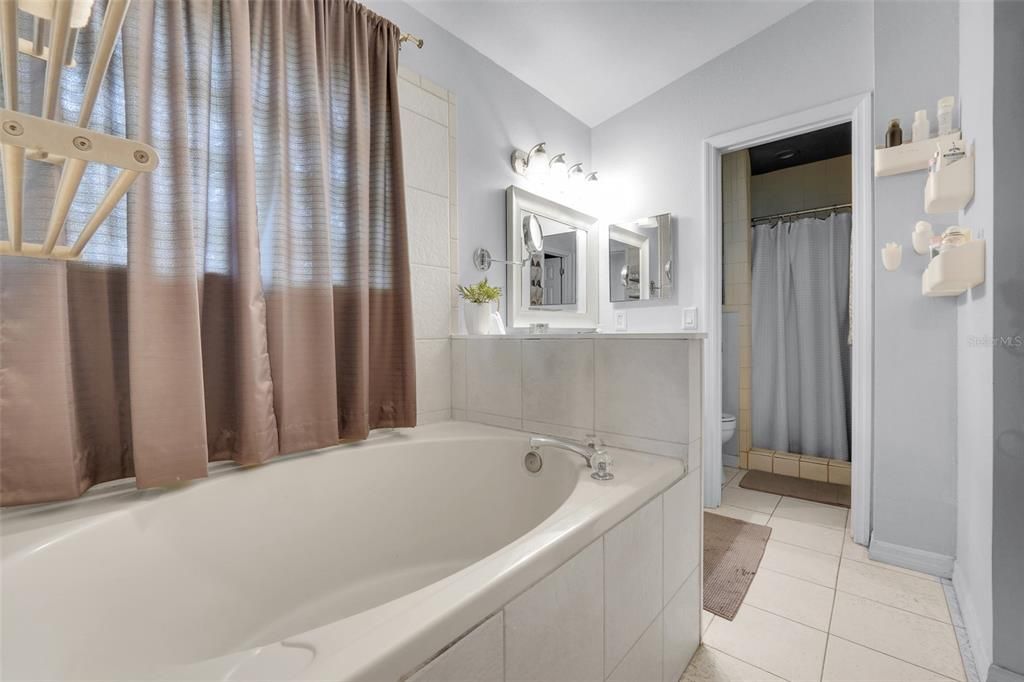 For Sale: $399,900 (3 beds, 2 baths, 1350 Square Feet)