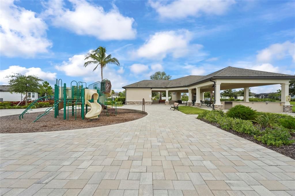 For Sale: $599,000 (4 beds, 3 baths, 2197 Square Feet)