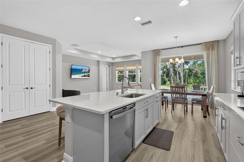 For Sale: $599,000 (4 beds, 3 baths, 2197 Square Feet)