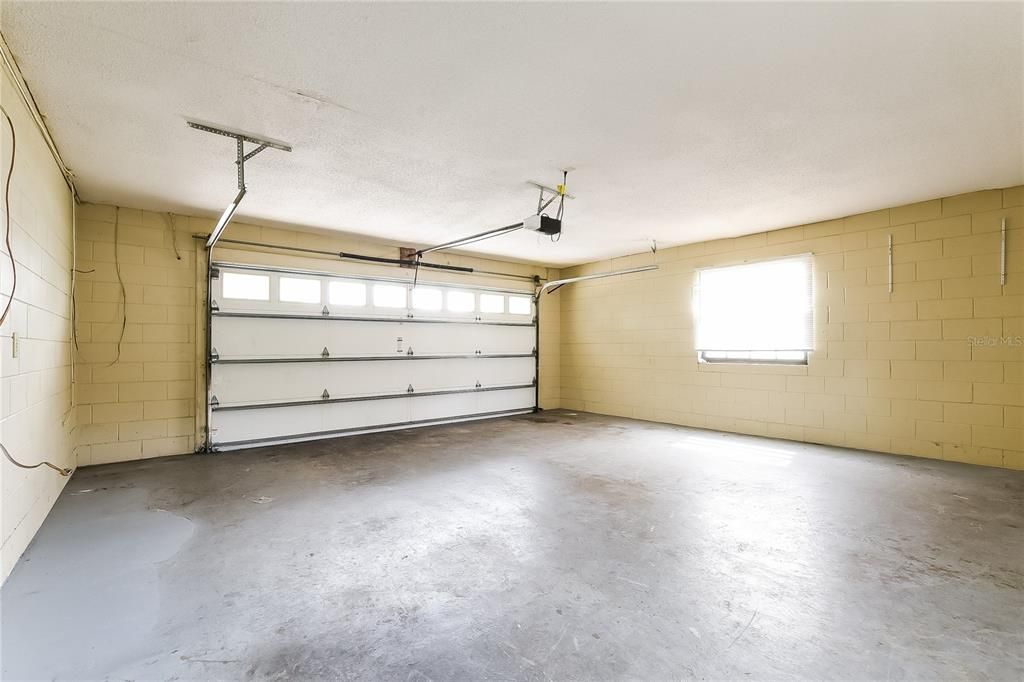 На продажу: $424,900 (4 спален, 2 ванн, 2087 Квадратных фут)