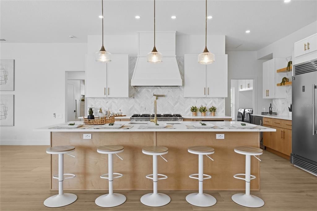 En Venta: $2,695,000 (5 camas, 4 baños, 3685 Pies cuadrados)