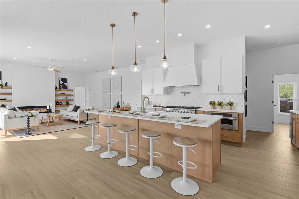 En Venta: $2,695,000 (5 camas, 4 baños, 3685 Pies cuadrados)