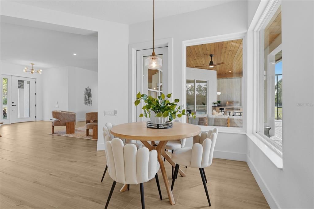 En Venta: $2,695,000 (5 camas, 4 baños, 3685 Pies cuadrados)