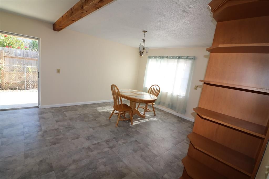 En Venta: $305,000 (3 camas, 1 baños, 1680 Pies cuadrados)