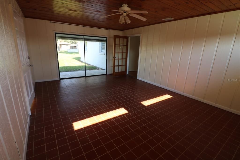 En Venta: $305,000 (3 camas, 1 baños, 1680 Pies cuadrados)