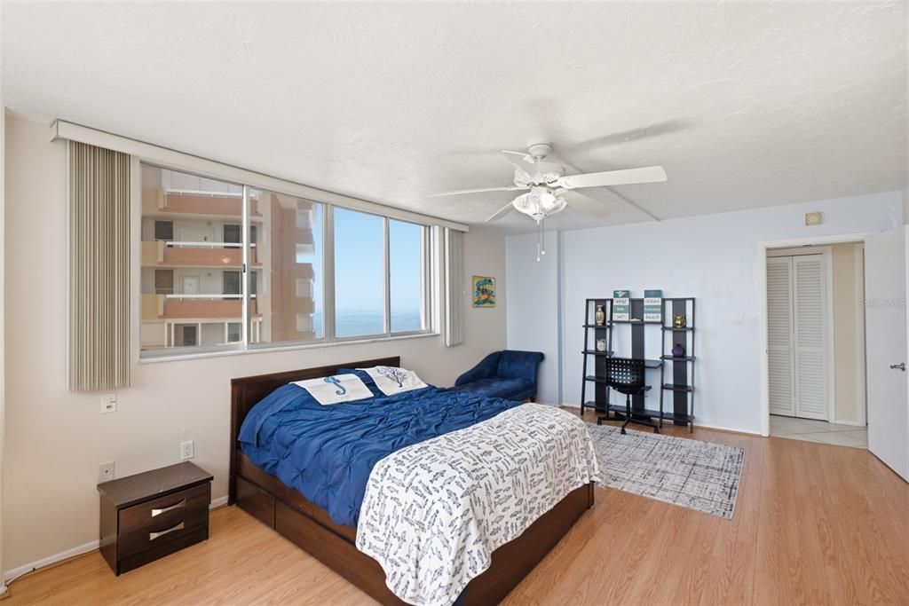 For Rent: $3,295 (2 beds, 2 baths, 1345 Square Feet)
