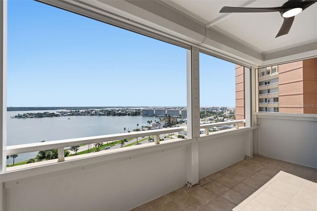 For Rent: $3,295 (2 beds, 2 baths, 1345 Square Feet)