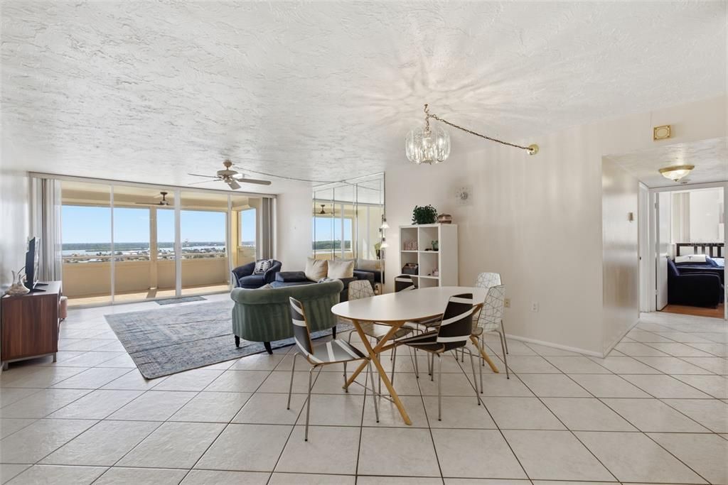 For Rent: $3,295 (2 beds, 2 baths, 1345 Square Feet)