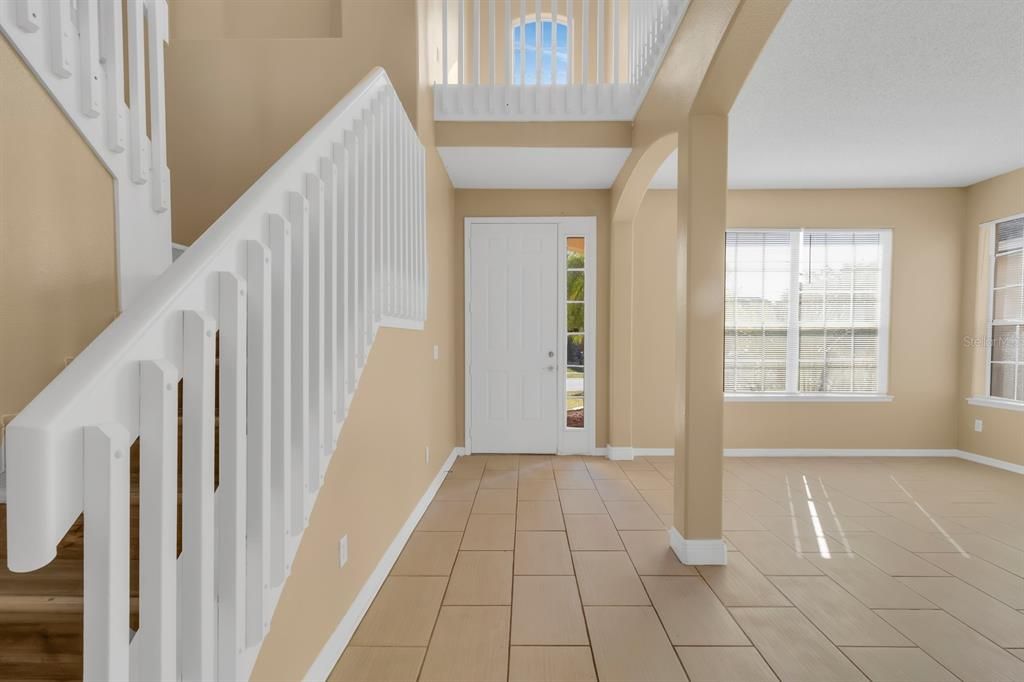 For Rent: $2,895 (4 beds, 2 baths, 2945 Square Feet)