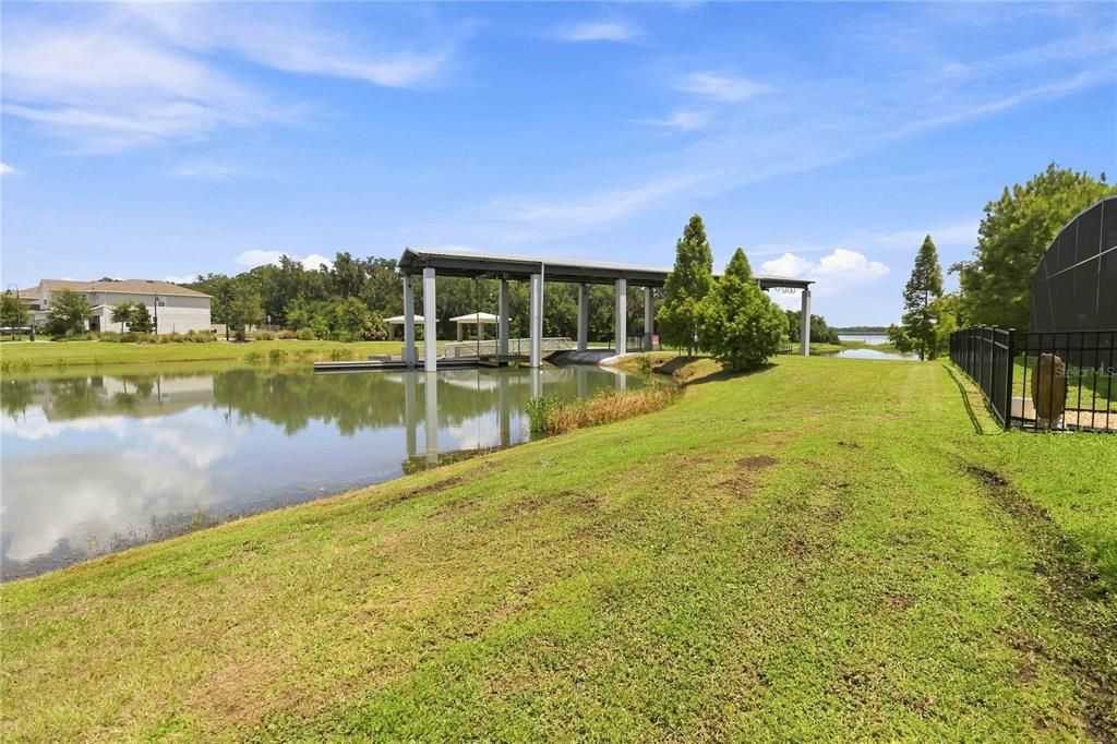 En Venta: $496,200 (4 camas, 2 baños, 2332 Pies cuadrados)