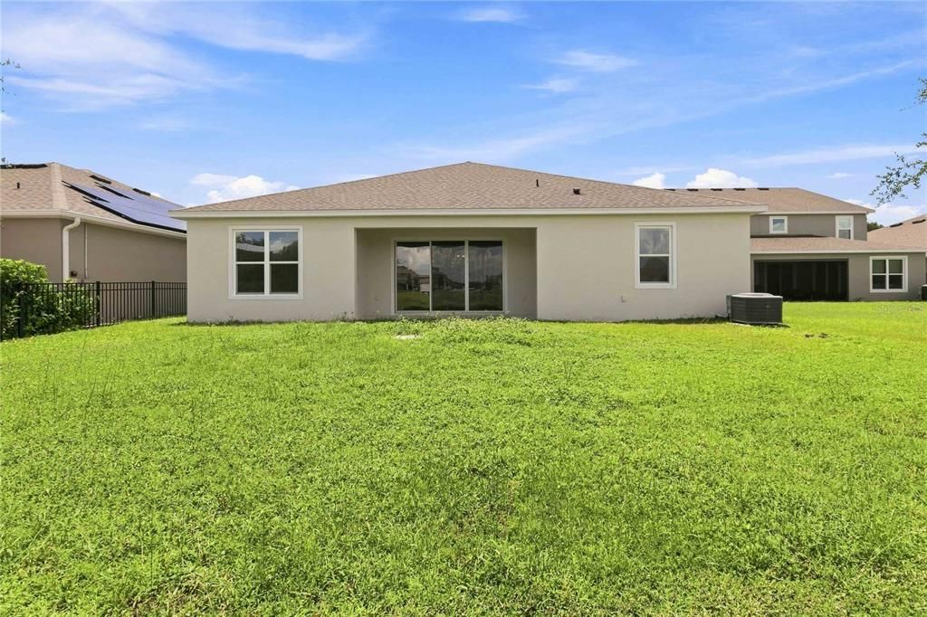En Venta: $496,200 (4 camas, 2 baños, 2332 Pies cuadrados)