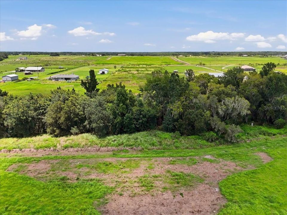 На продажу: $215,000 (7.03 acres)