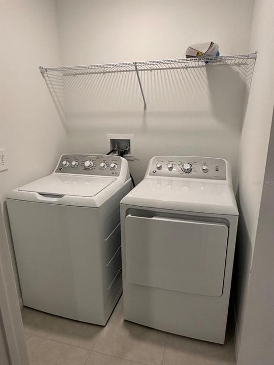 For Rent: $1,975 (3 beds, 2 baths, 1666 Square Feet)