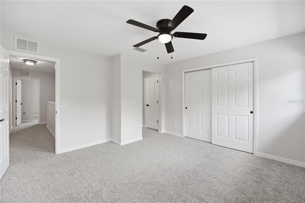 For Sale: $295,000 (3 beds, 2 baths, 1926 Square Feet)