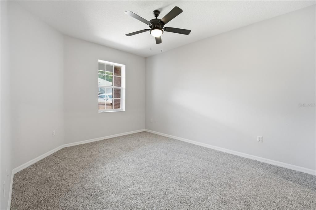 For Sale: $295,000 (3 beds, 2 baths, 1926 Square Feet)